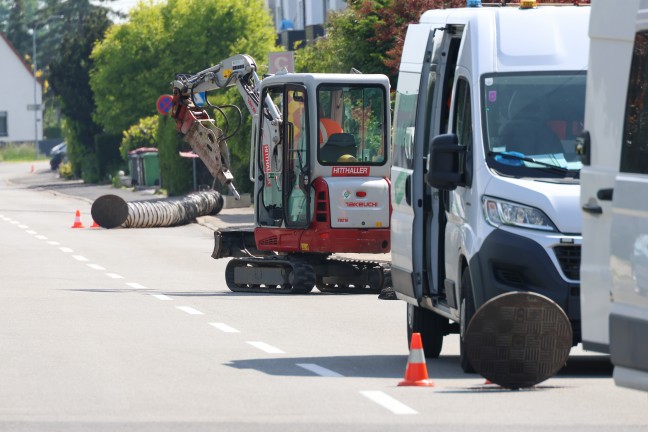 Evakuierung nach grerem Gasaustritt in einer Wohnsiedlung in Traun
