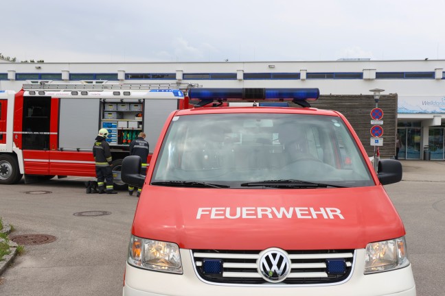 Chlorgasalarm in einem Hallenbad in Wels-Lichtenegg durch Stromausfall ausgelst