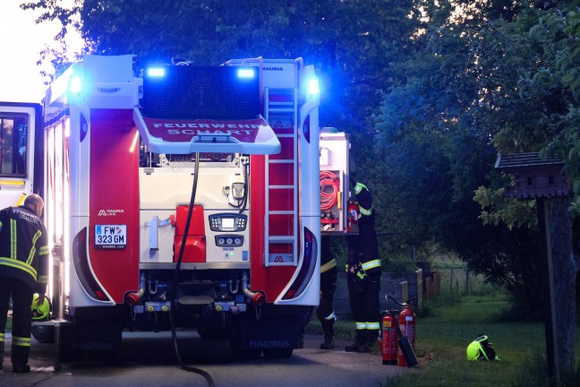 Brand einer Selche auf einem Bauernhof in Vorchdorf sorgt fr Einsatz dreier Feuerwehren
