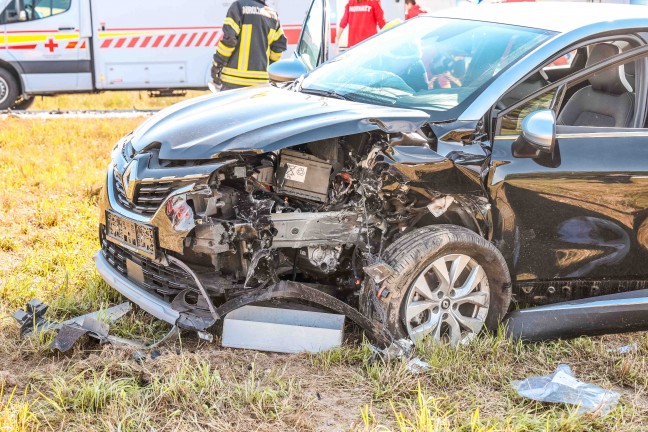 Schwerer Crash zwischen zwei PKW bei Eitzing fordert zwei Verletzte