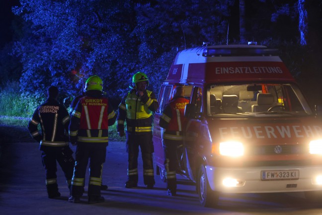 Kaminbrand: Feuerwehr nach gemeldetem Brand auf einem Bauernhof in Nubach im Einsatz