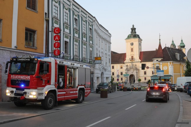 Kreuzungscrash auf sogenannter "Stiftskreuzung" an der Gmundener Strae in Lambach