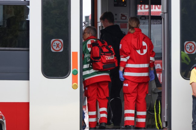 Tdlicher Bahnunfall: Bub (6) in Eferding von Lokalbahn erfasst und tdlich verletzt