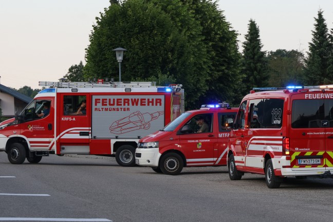 Sechs Feuerwehren bei groangelegter Suchaktion nach abgngiger Person in Altmnster im Einsatz