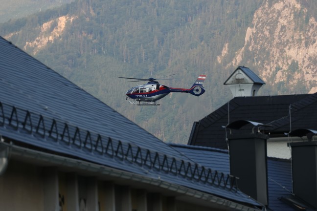 Sechs Feuerwehren bei groangelegter Suchaktion nach abgngiger Person in Altmnster im Einsatz