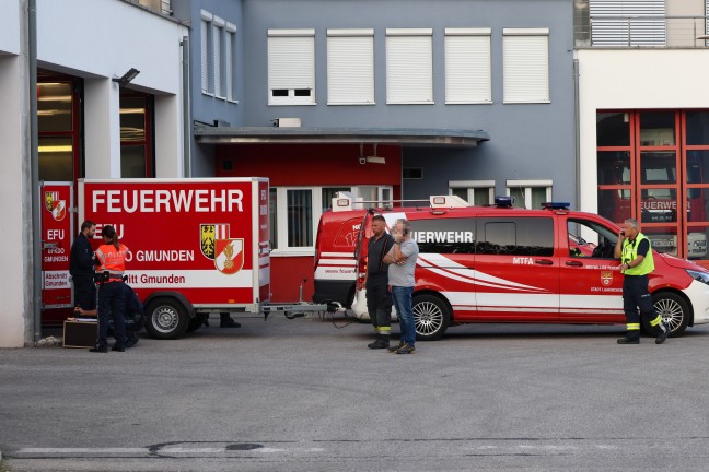 Sechs Feuerwehren bei groangelegter Suchaktion nach abgngiger Person in Altmnster im Einsatz