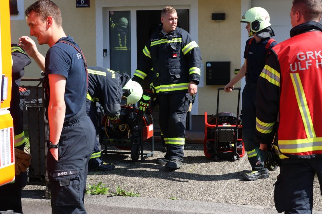 Angebranntes Kochgut: Drei Feuerwehren zu Kchenbrand in einem Wohnhaus in Leonding alarmiert