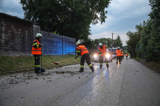Heftiges Gewitter sorgte fr knapp 200 Einstze der Feuerwehren in Obersterreich