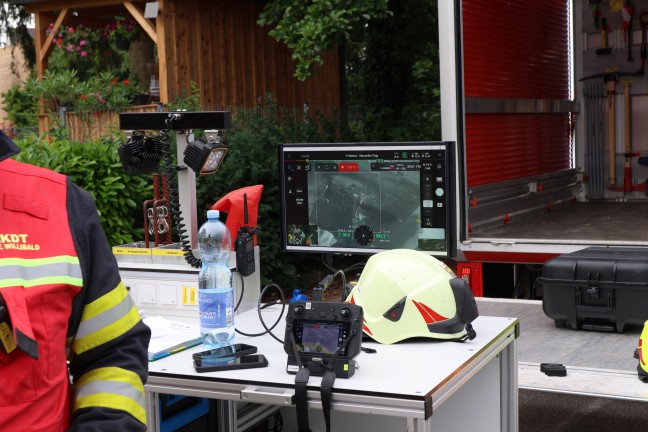 Neun Feuerwehren bei Brand eines landwirtschaftlichen Stadls in Riedau im Einsatz