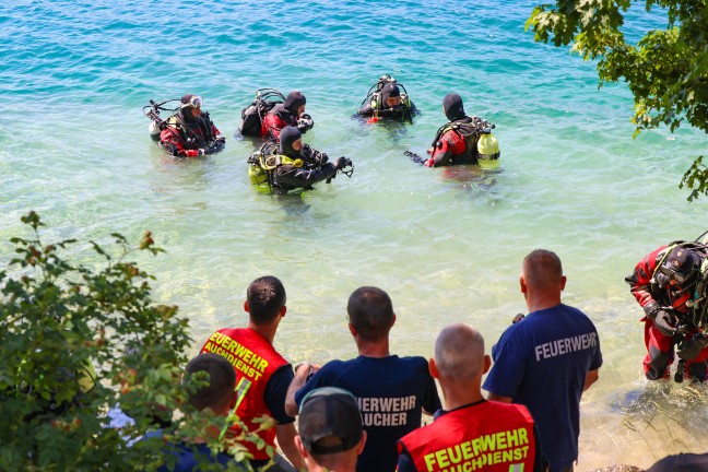 Vermisste Taucherin (50) von Einsatztauchern der Wasserrettung tot aus dem Attersee geborgen