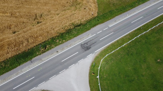 Taiskirchen im Innkreis: Auffahrunfall zwischen zwei Fahrzeugen fordert eine verletzte Person