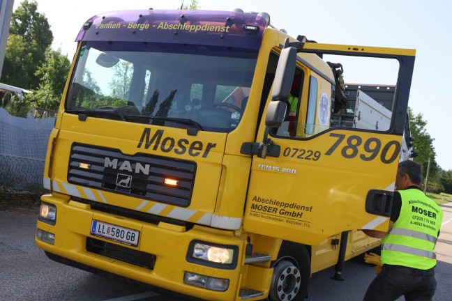 Pritschenwagen umgestrzt: Lenker blieb bei Unfall in St. Marien unverletzt