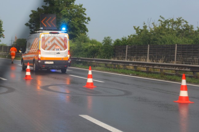 Schotter verloren: Grere Verkehrsbehinderungen auf Innkreisautobahn in Wels