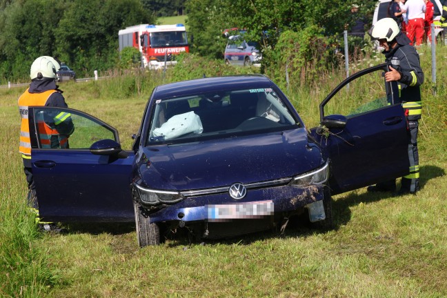 Autolenkerin auf Rieder Strae bei St. Marienkirchen am Hausruck von Strae abgekommen