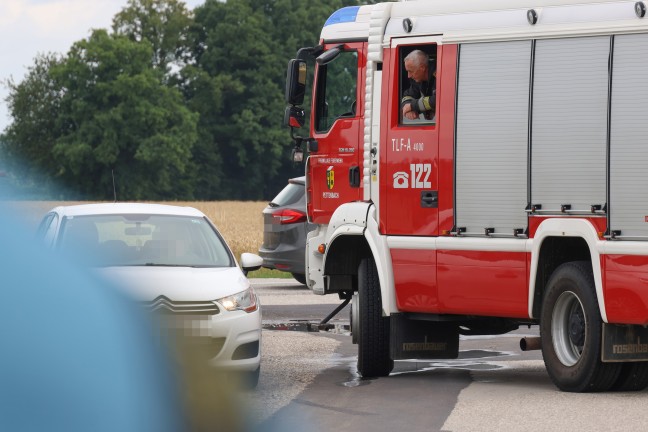 Sechs Feuerwehren bei Gasflaschenbrand in einer Werksttte in Pettenbach im Einsatz