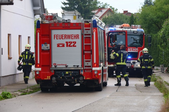 Brand in einem Nebengebude eines Wohnhauses in Wels-Pernau noch rechtzeitig entdeckt