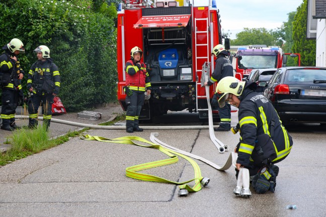Brand in einem Nebengebude eines Wohnhauses in Wels-Pernau noch rechtzeitig entdeckt