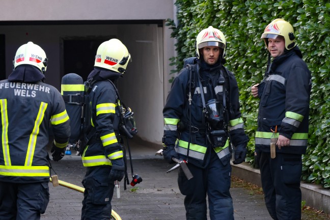 Brand in einem Nebengebude eines Wohnhauses in Wels-Pernau noch rechtzeitig entdeckt