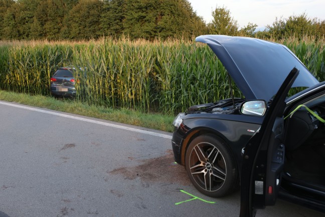 Drei teils Schwerverletzte bei Crash mit vier beteiligten Autos auf Wiener Strae bei Lambach