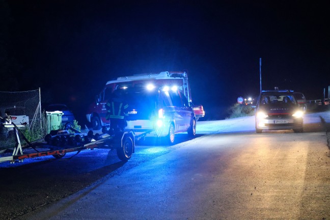 Groangelegte nchtliche Suchaktion nach vermeintlich abgestrztem Motorsegler bei Kronstorf