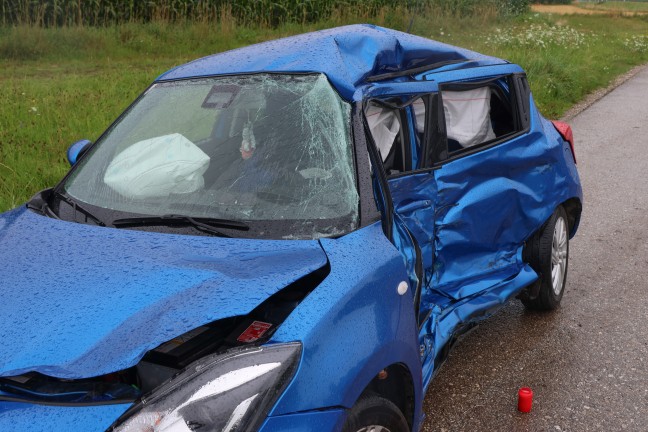 Schlatt: Autolenkerin (63) auf Wiener Strae bei Crash mit LKW tdlich verletzt