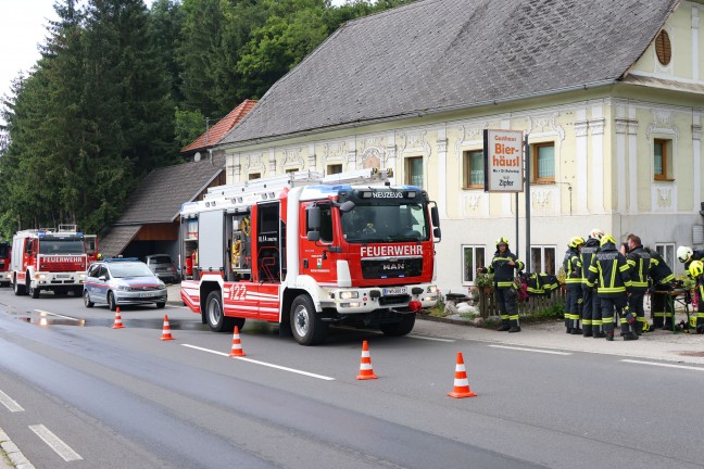 Kchenbrand: Vier Feuerwehren bei Brand in einem Gasthaus in Sierning im Einsatz