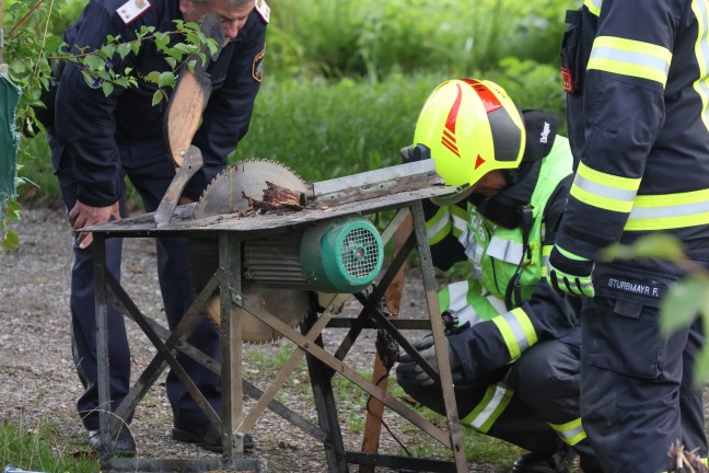 Brand in einem Hausanbau in Aichkirchen sorgte fr Einsatz zweier Feuerwehren