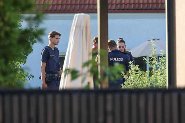 Tdliches Ereignis: Frau (79) trieb in Wels-Lichtenegg regungslos im Welser Mhlbach