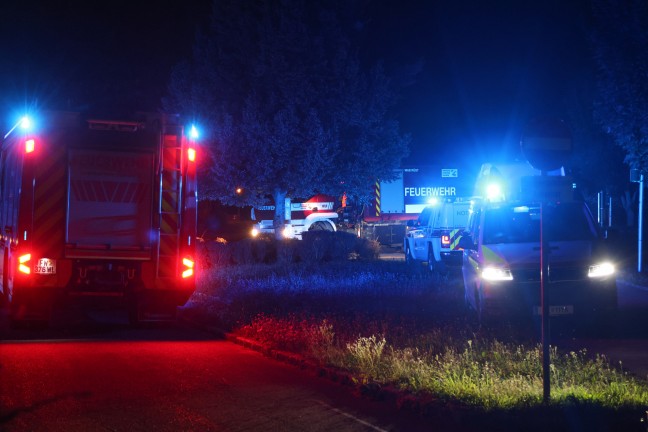 Personenrettung: Schwerverletzte Person aus Bachbett des Katzenbachs in Thalheim bei Wels gerettet