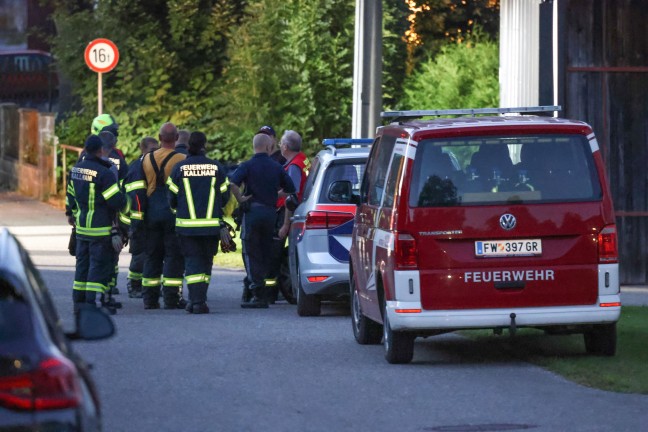 Personensuche: Elf Feuerwehren bei groangelegter Suche nach abgngigem Mann in Kallham im Einsatz