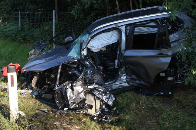 Frontalcrash zweier PKW auf Wiener Strae in Edt bei Lambach fordert zwei Todesopfer (45 und 71)