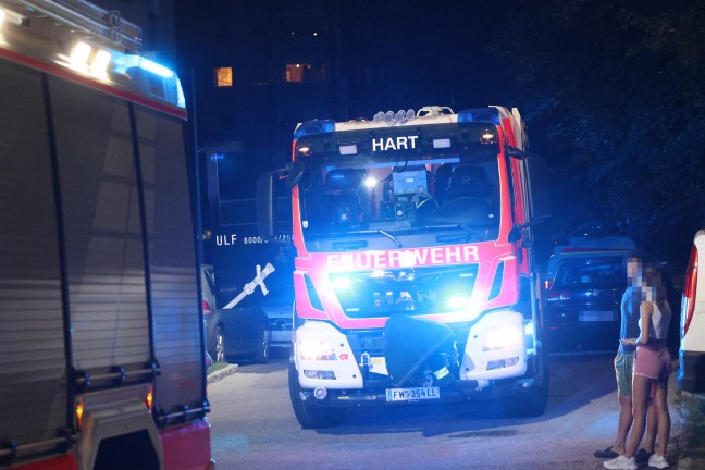 Drei Feuerwehren bei Kchenbrand in einem Mehrparteienhaus in Leonding im Einsatz