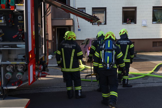 Kchenbrand in einer Wohnung eines Mehrparteienwohnhauses in Asten rasch gelscht
