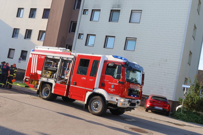 Kchenbrand in einer Wohnung eines Mehrparteienwohnhauses in Asten rasch gelscht