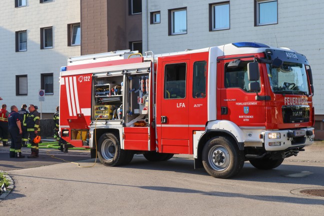 Kchenbrand in einer Wohnung eines Mehrparteienwohnhauses in Asten rasch gelscht