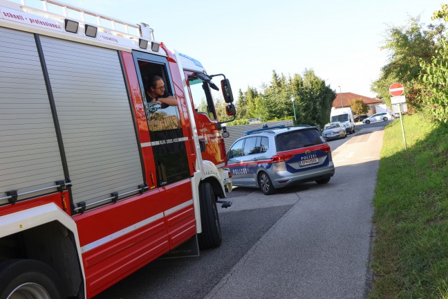 Streit um Grillerei: Feuerwehr zu Brand in einem Garten eines Hauses in Wels-Neustadt alarmiert