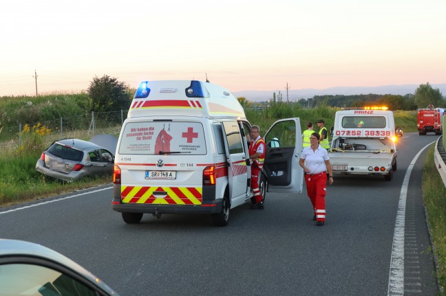 Schwerer Crash mit drei beteiligten PKW auf Steyrer Strae bei Dietach