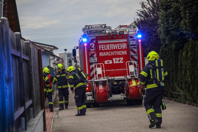 Brandverdacht in einem Wohnhaus in Marchtrenk sorgte fr Einsatz zweier Feuerwehren