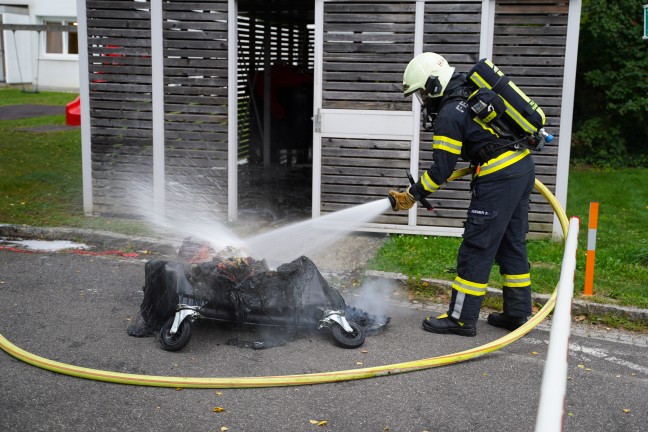 Brand von Abfallcontainern in einer Mllinsel in Leonding sorgte fr Einsatz der Feuerwehr