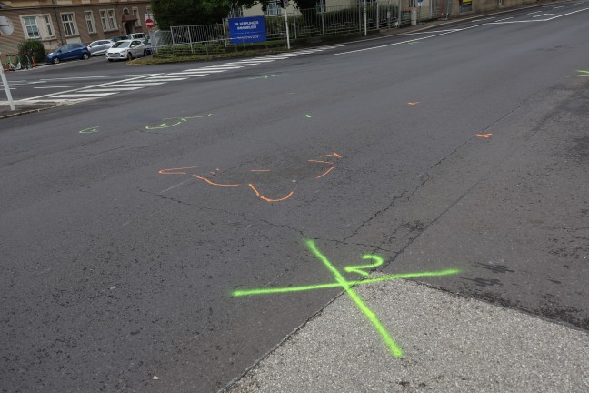 T�dlicher Verkehrsunfall: Mopedlenker (54) erlag nach Crash mit PKW im Klinikum seinen Verletzungen