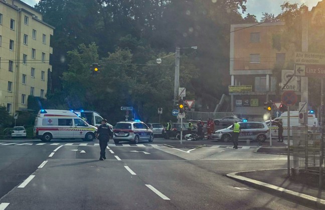 T�dlicher Verkehrsunfall: Mopedlenker (54) erlag nach Crash mit PKW im Klinikum seinen Verletzungen