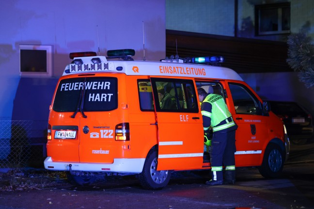 Kellerbrand: Drei Feuerwehren bei nchtlichem Brand in einem Wohnhaus in Leonding im Einsatz