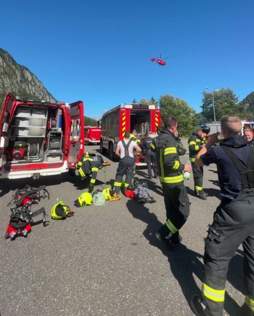 Brand im Bosrucktunnel: Grerer Einsatz der Feuerwehren auf Pyhrnautobahn bei Spital am Pyhrn