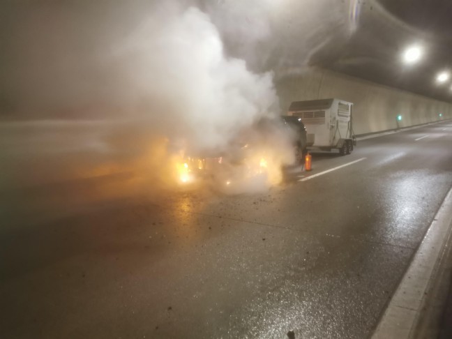 Brand im Bosrucktunnel: Grerer Einsatz der Feuerwehren auf Pyhrnautobahn bei Spital am Pyhrn