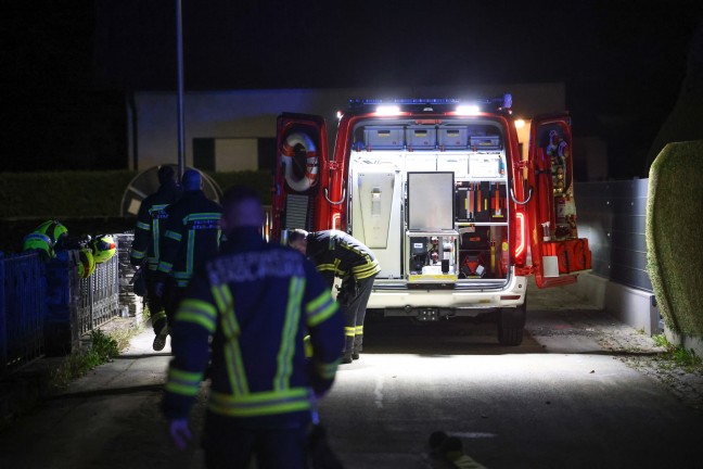 Einsatz der Feuerwehr und Energieversorgers nach wahrgenommenem Gasgeruch in Stadl-Paura