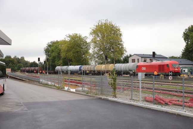 Gterzugwaggon entgleist: Innkreis- und Hausruckbahn nach Unfall bei Ried im Innkreis unterbrochen
