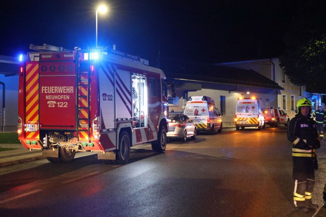 Schwer verletzt: Frau im Bahnhofsbereich in Neuhofen an der Krems von S-Bahn-Garnitur berrollt
