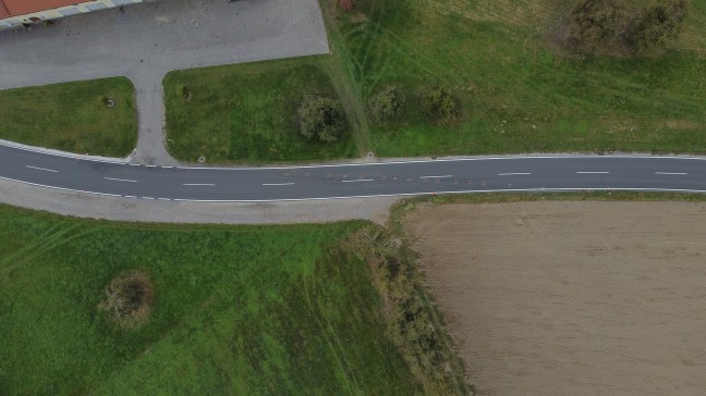 Tdlicher Crash: Mopedlenkerin (15) stirbt bei Frontalkollision mit PKW in Waizenkirchen