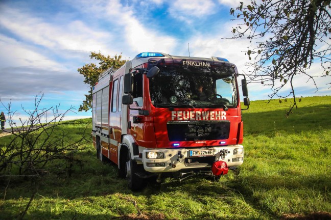 Personenrettung: Person bei Mharbeiten in Scharten unter Balkenmher eingeklemmt