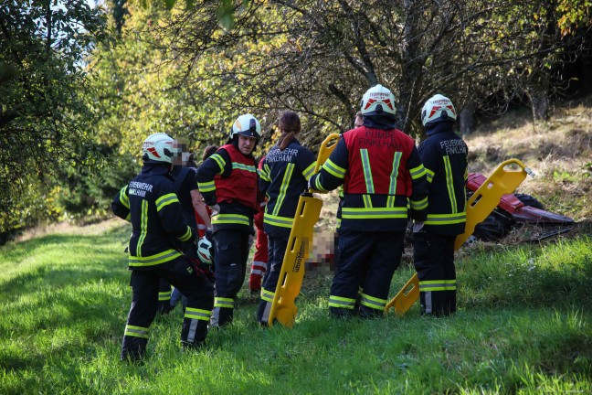 Personenrettung: Person bei Mharbeiten in Scharten unter Balkenmher eingeklemmt